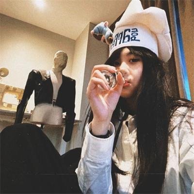 为玛格利特朗读